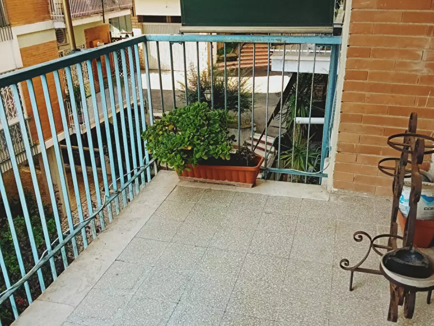 Immagine 8 di Camera in affitto  in via mattia battistini a Roma