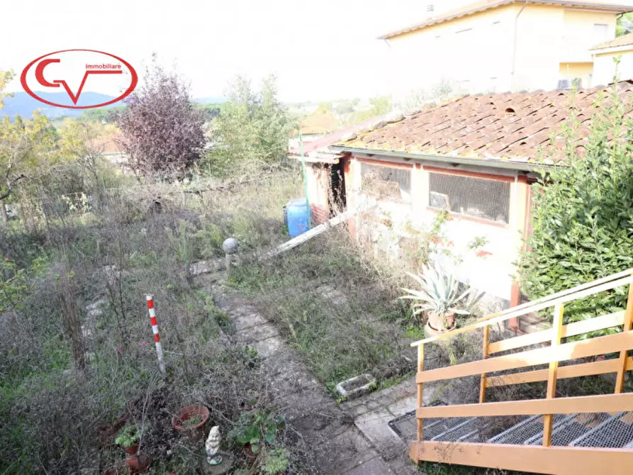 Immagine 8 di Appartamento in vendita  in Via Senese a Bucine