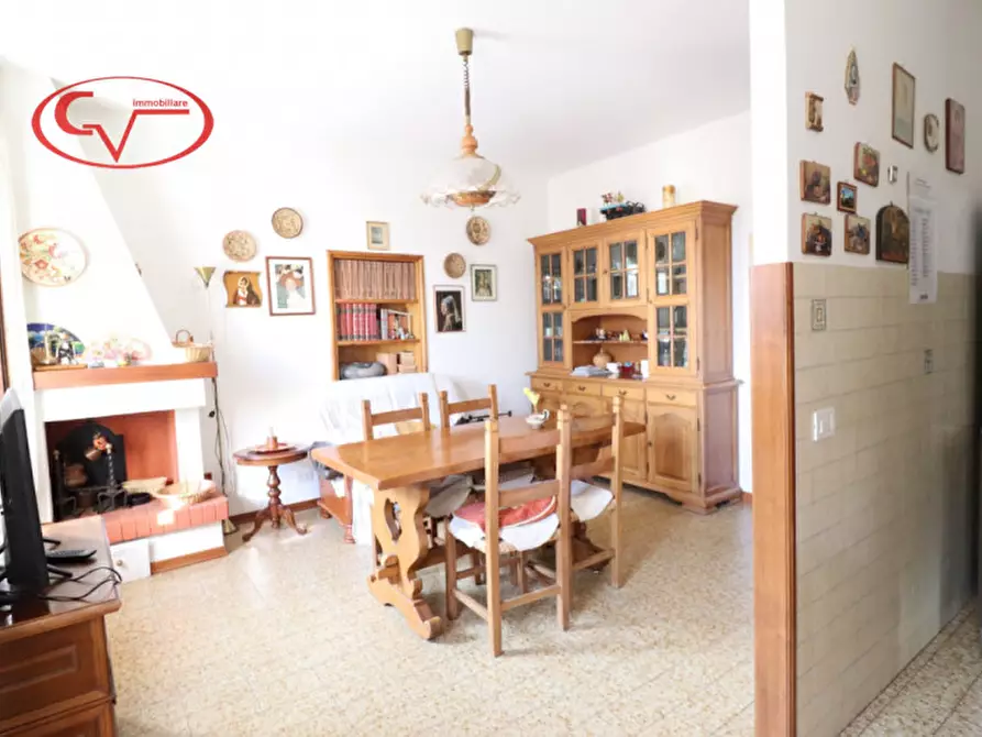 Immagine 13 di Appartamento in vendita  in Via Senese a Bucine