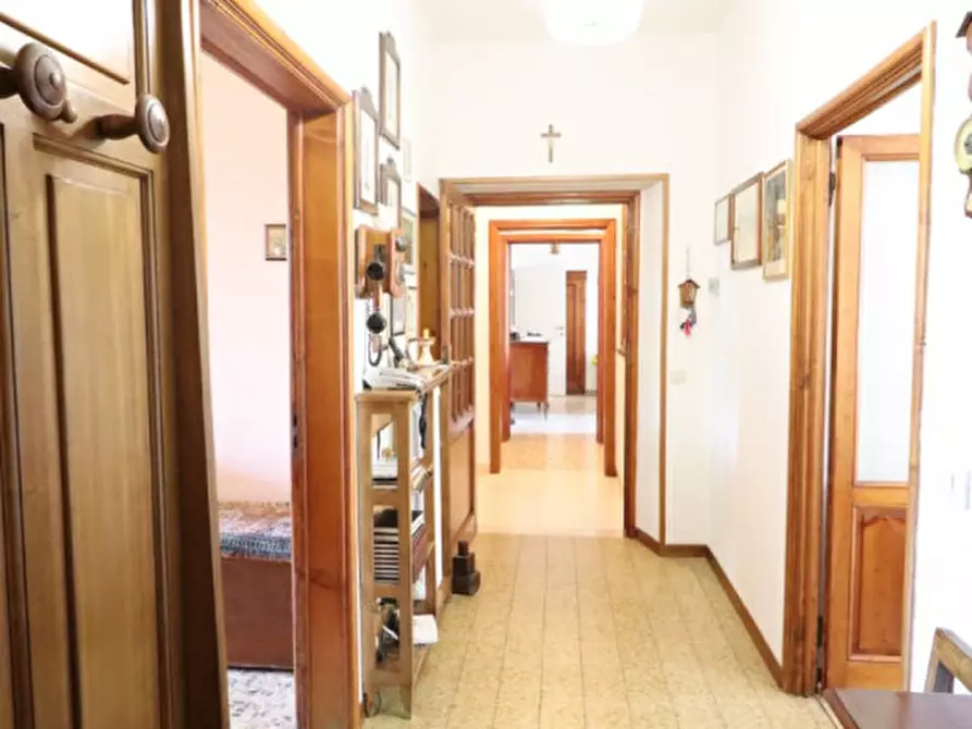 Immagine 15 di Appartamento in vendita  in Via Senese a Bucine