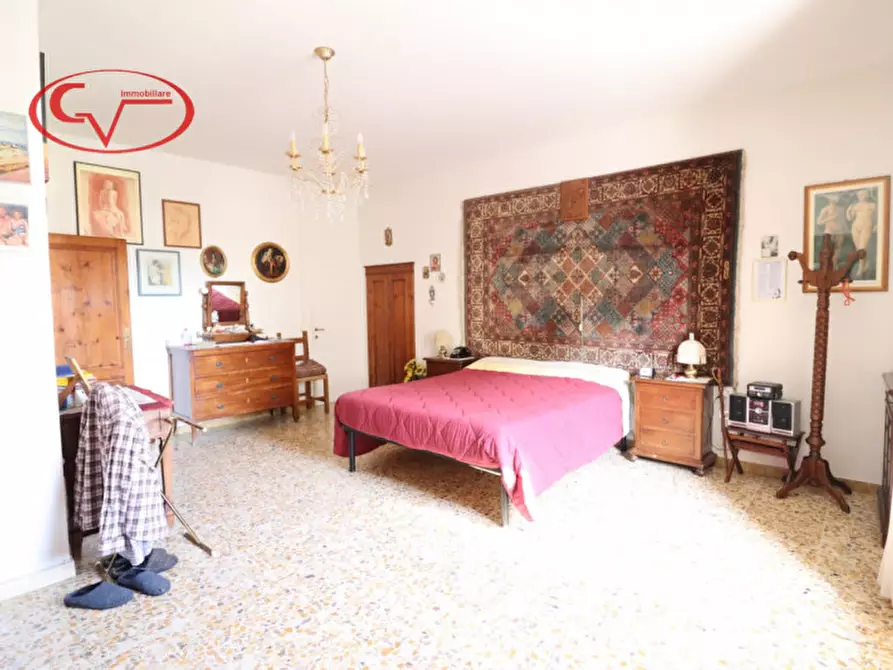 Immagine 17 di Appartamento in vendita  in Via Senese a Bucine