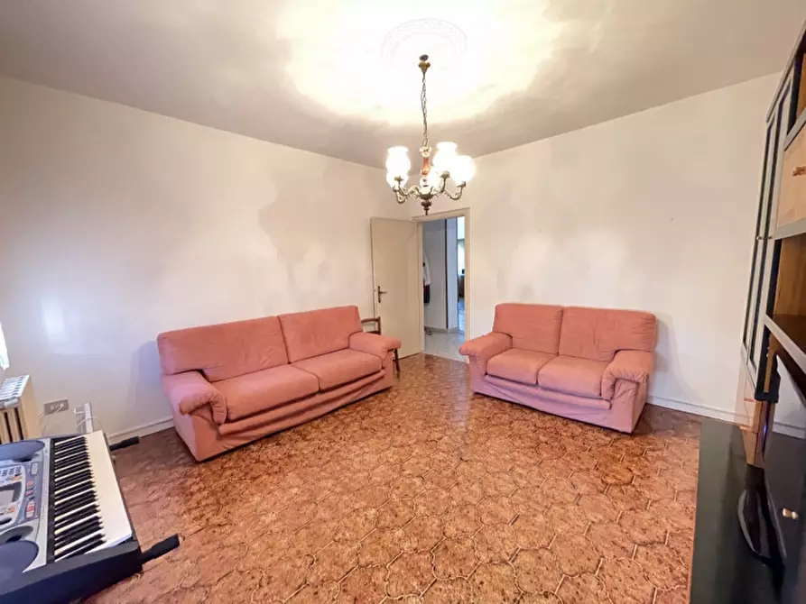 Immagine 13 di Casa bifamiliare in vendita  a San Benedetto Po