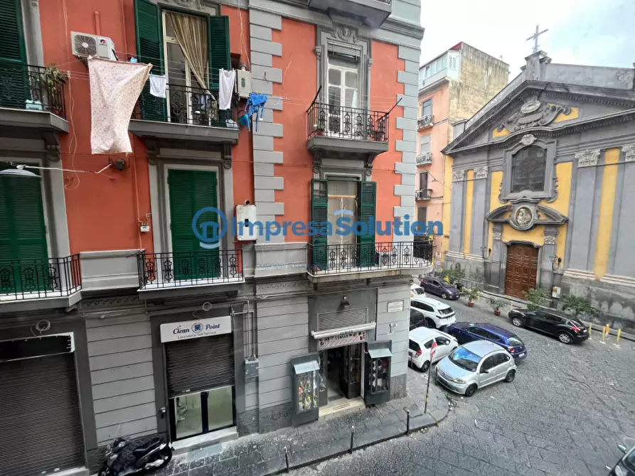 Immagine 1 di Appartamento in vendita  in Corso Umberto I a Napoli