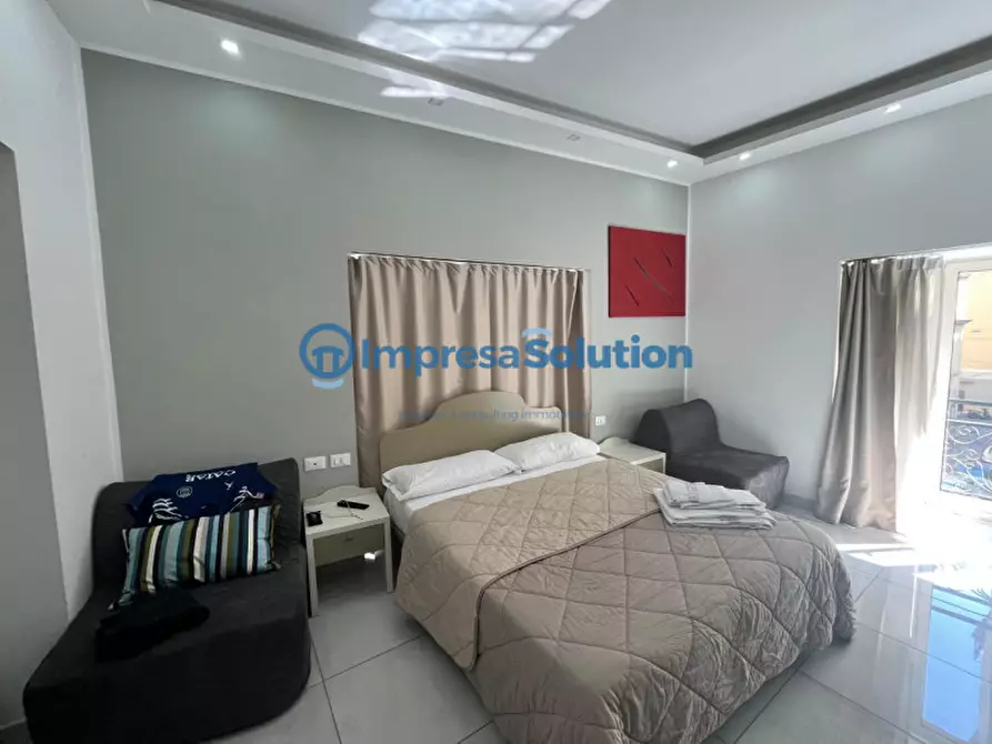 Immagine 5 di Appartamento in vendita  in Corso Umberto I a Napoli