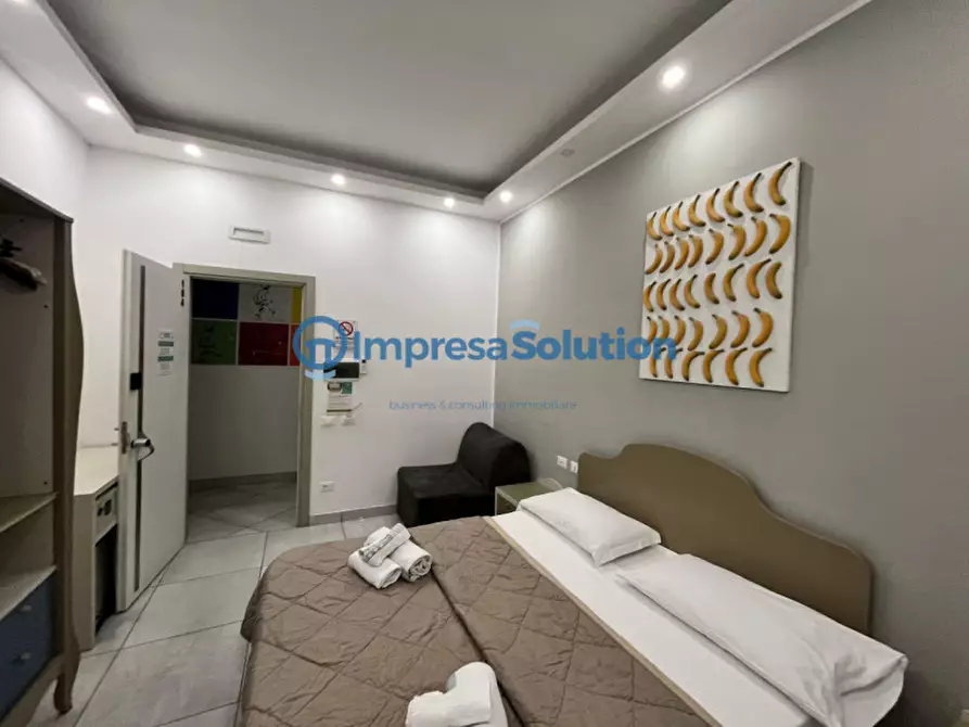 Immagine 7 di Appartamento in vendita  in Corso Umberto I a Napoli