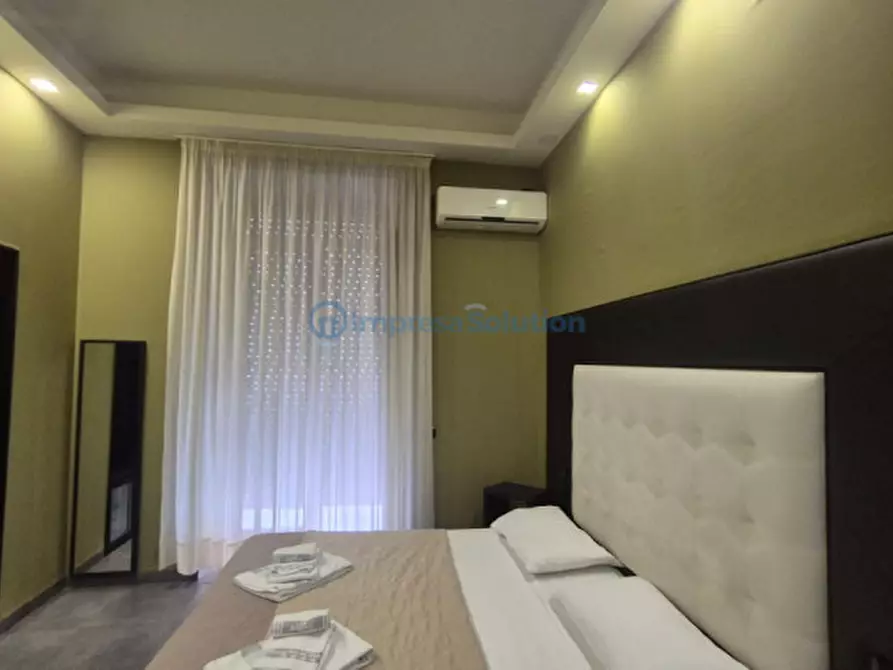 Immagine 17 di Appartamento in vendita  in Corso Umberto I a Napoli