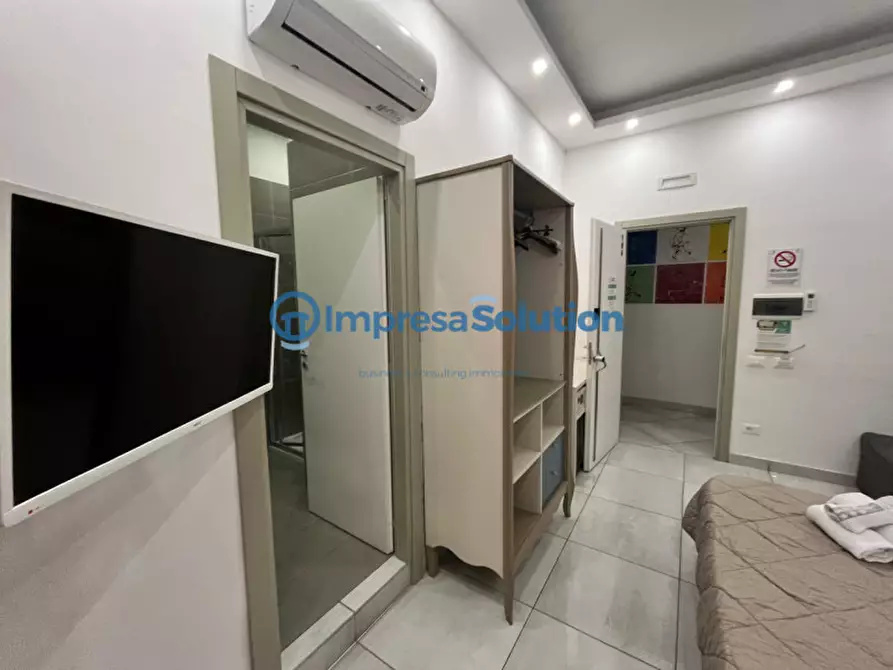 Immagine 21 di Appartamento in vendita  in Corso Umberto I a Napoli