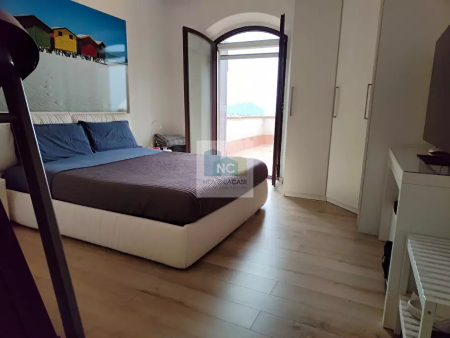 Immagine 4 di Villa in vendita  in via zaro 100 a Forio