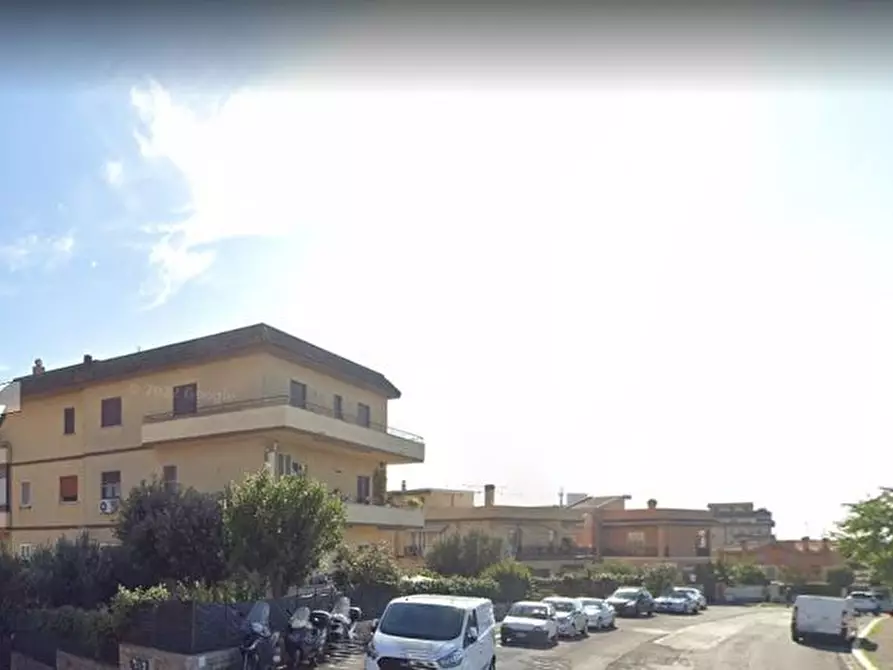 Immagine 1 di Appartamento in vendita  in VIA ILDEBRANDO DELLA GIOVANNA a Roma