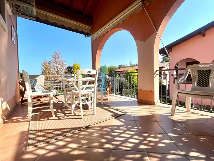 Immagine 3 di Appartamento in vendita  in Via Belvedere 30 a Manerba Del Garda