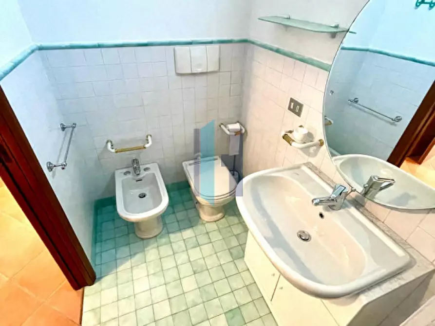 Immagine 13 di Appartamento in vendita  in Via Belvedere 30 a Manerba Del Garda