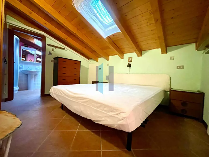 Immagine 18 di Appartamento in vendita  in Via Belvedere 30 a Manerba Del Garda