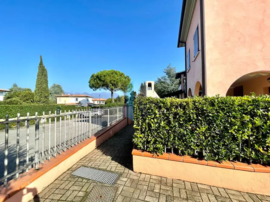 Immagine 26 di Appartamento in vendita  in Via Belvedere 30 a Manerba Del Garda