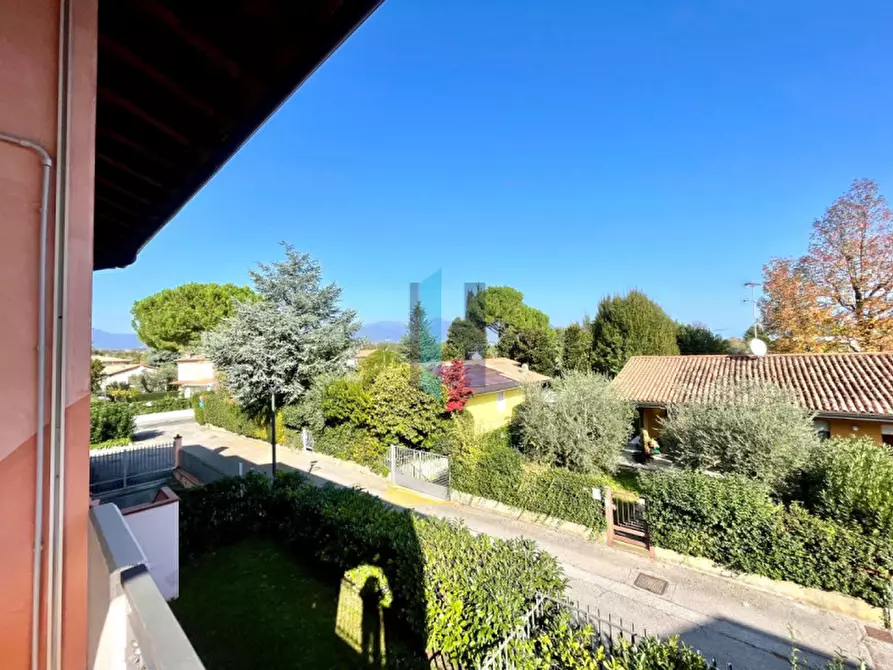 Immagine 28 di Appartamento in vendita  in Via Belvedere 30 a Manerba Del Garda