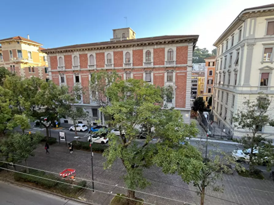 Immagine 1 di Appartamento in vendita  in VIALE DELLA VITTORIA a Ancona