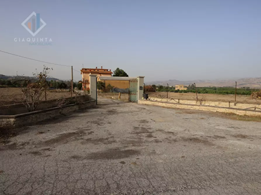 Immagine 17 di Rustico / casale in vendita  in SS385 a Mineo