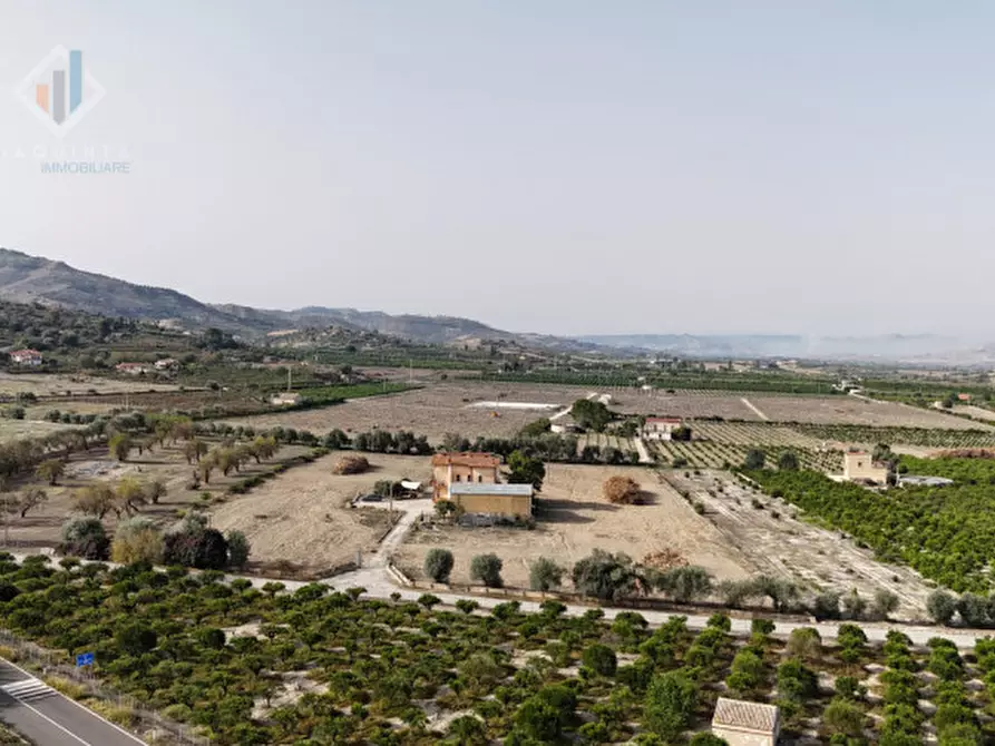 Immagine 19 di Rustico / casale in vendita  in SS385 a Mineo