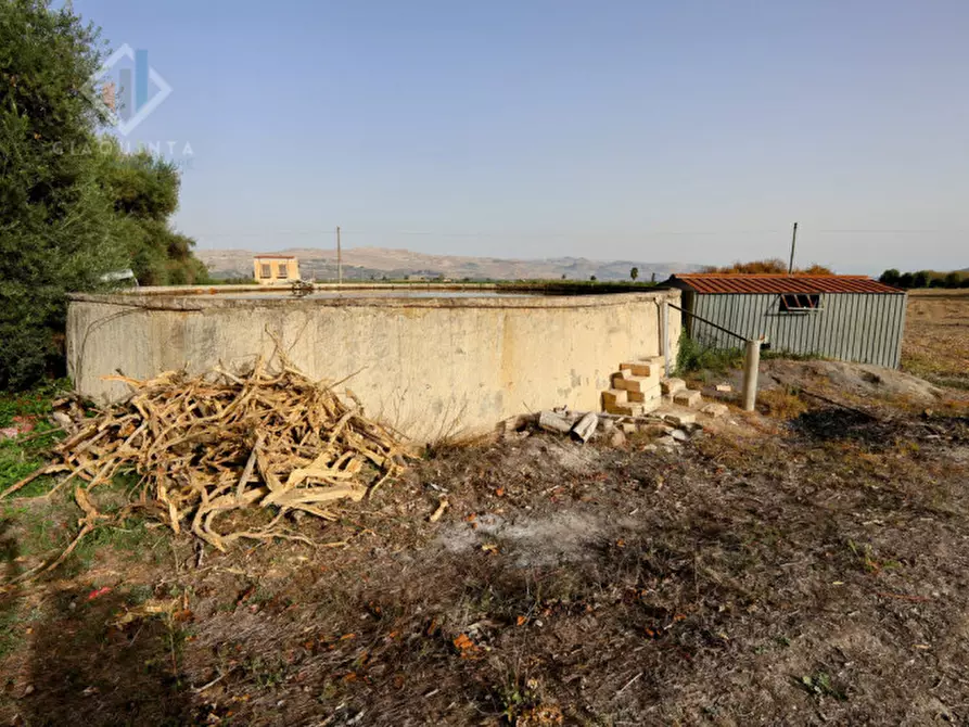 Immagine 21 di Rustico / casale in vendita  in SS385 a Mineo