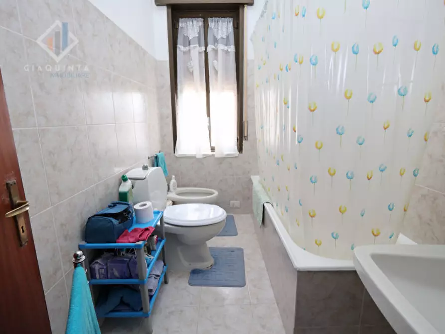 Immagine 32 di Rustico / casale in vendita  in SS385 a Mineo