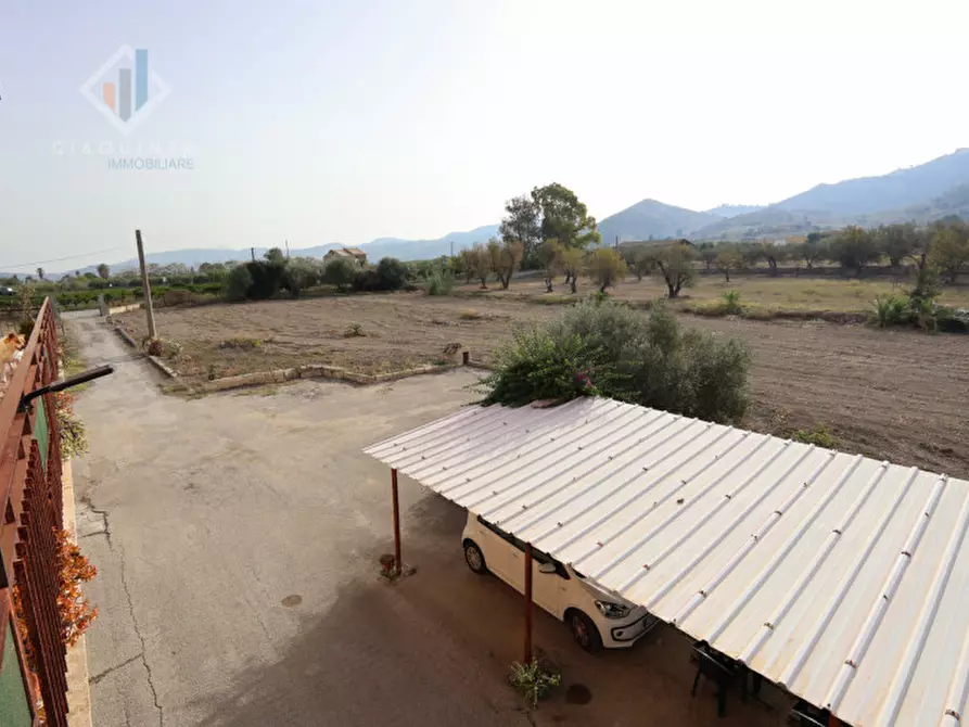 Immagine 38 di Rustico / casale in vendita  in SS385 a Mineo