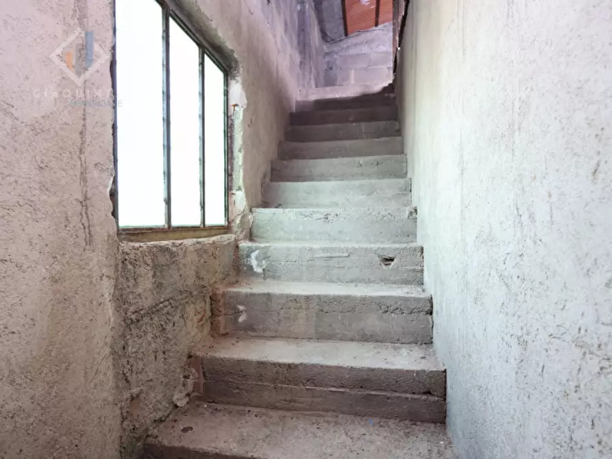 Immagine 39 di Rustico / casale in vendita  in SS385 a Mineo