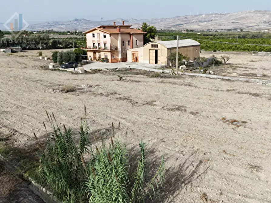 Immagine 47 di Rustico / casale in vendita  in SS385 a Mineo