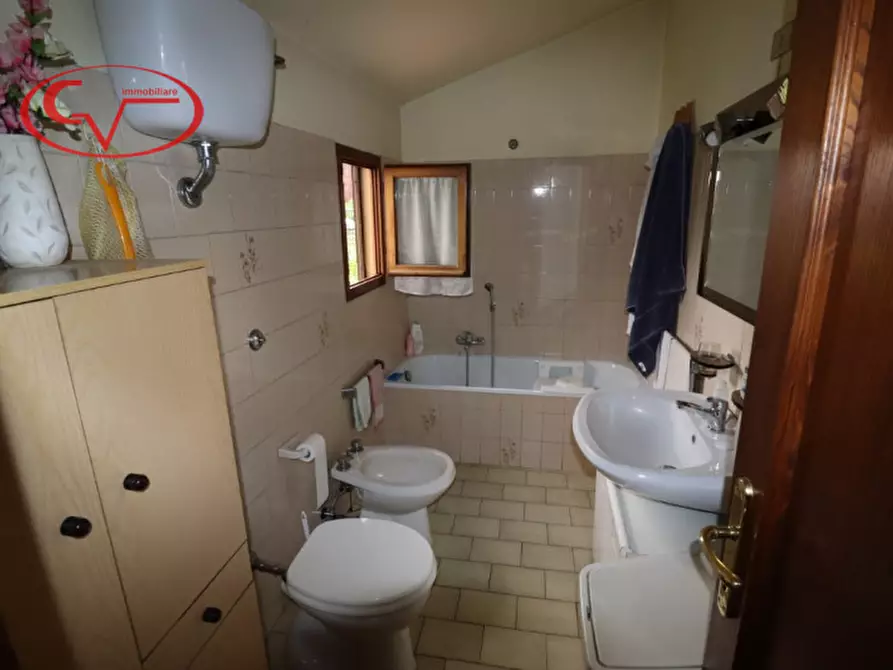 Immagine 10 di Appartamento in vendita  in via dell'Oleandro a Montevarchi