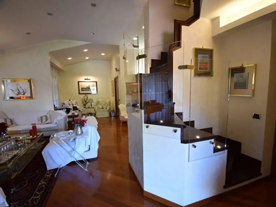 Immagine 23 di Casa quadrifamiliare in vendita  in Via Giulio Pittarelli a Roma