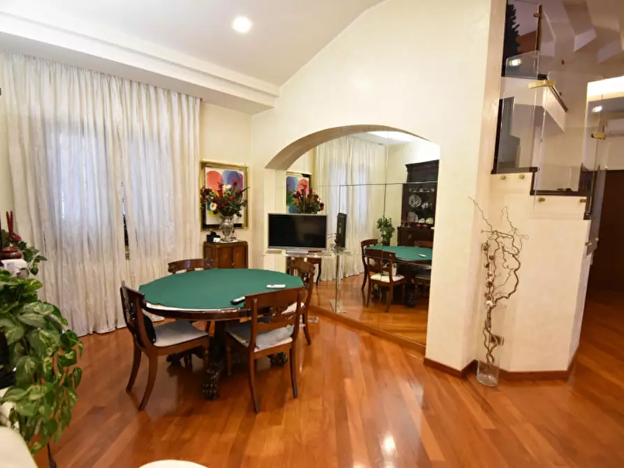 Immagine 25 di Casa quadrifamiliare in vendita  in Via Giulio Pittarelli a Roma