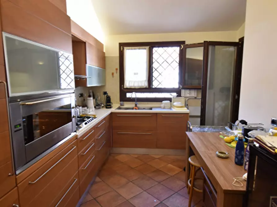 Immagine 38 di Casa quadrifamiliare in vendita  in Via Giulio Pittarelli a Roma