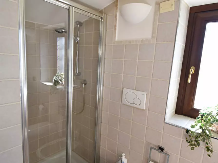 Immagine 46 di Casa quadrifamiliare in vendita  in Via Giulio Pittarelli a Roma