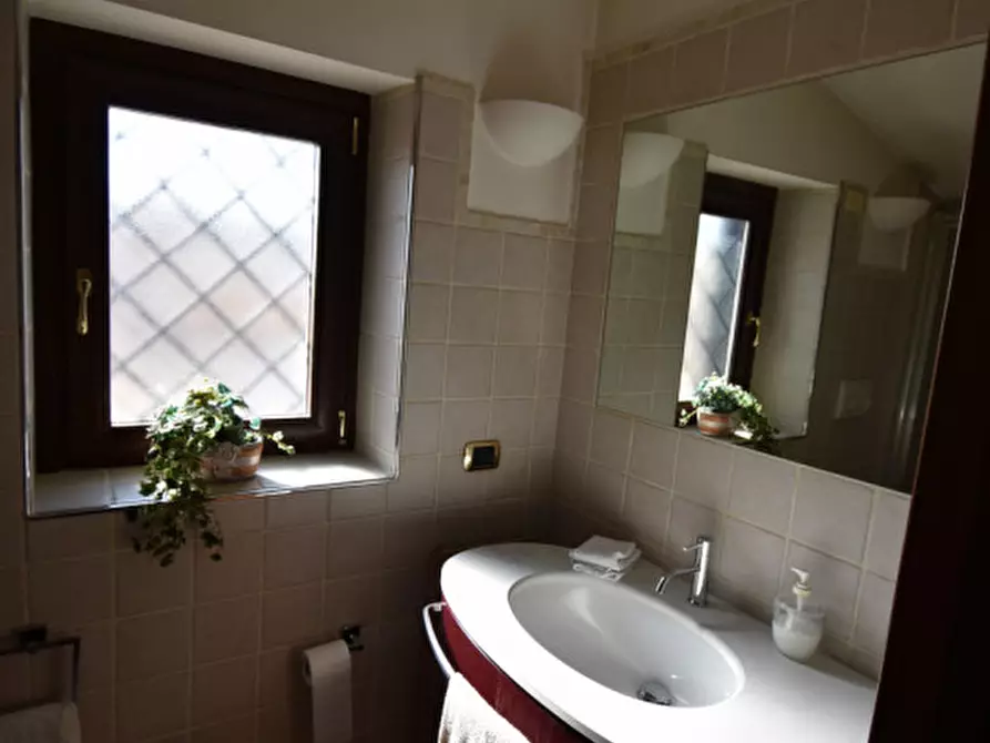 Immagine 47 di Casa quadrifamiliare in vendita  in Via Giulio Pittarelli a Roma