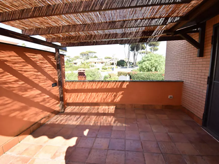 Immagine 49 di Casa quadrifamiliare in vendita  in Via Giulio Pittarelli a Roma