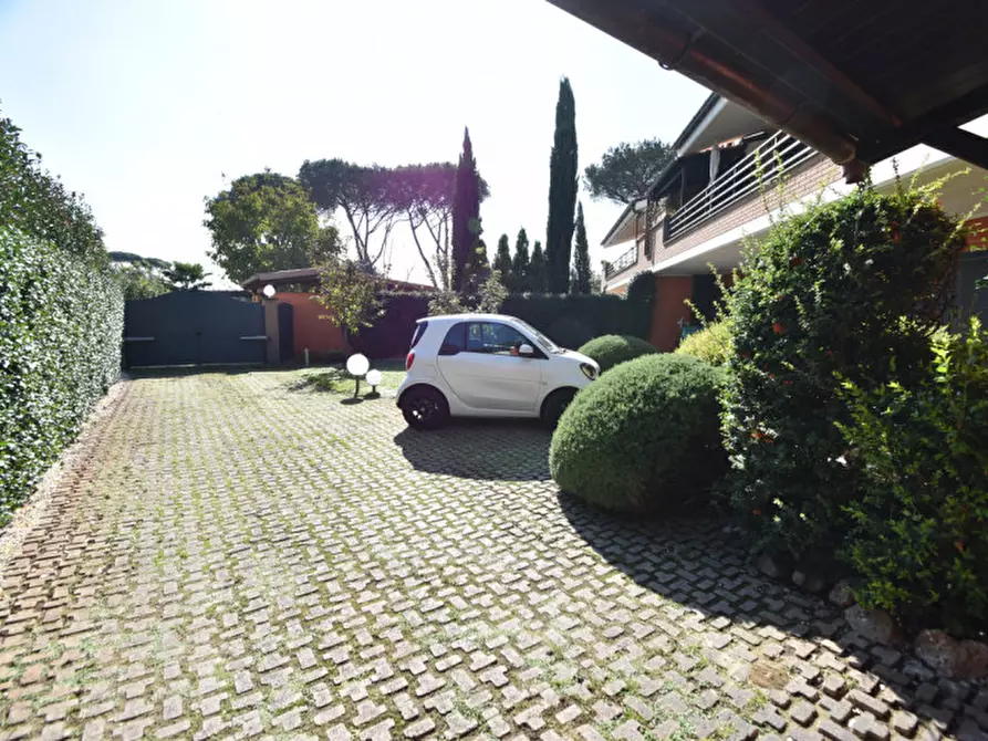 Immagine 62 di Casa quadrifamiliare in vendita  in Via Giulio Pittarelli a Roma