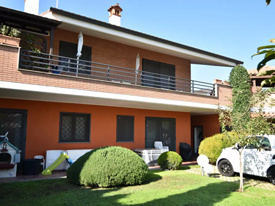 Immagine 65 di Casa quadrifamiliare in vendita  in Via Giulio Pittarelli a Roma