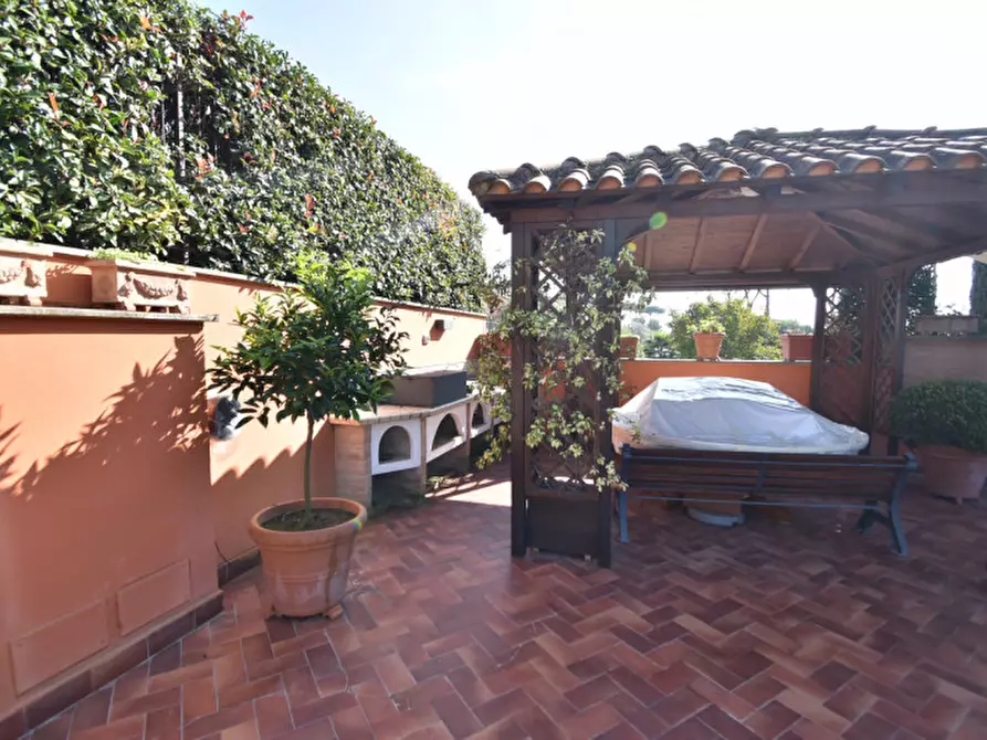 Immagine 72 di Casa quadrifamiliare in vendita  in Via Giulio Pittarelli a Roma