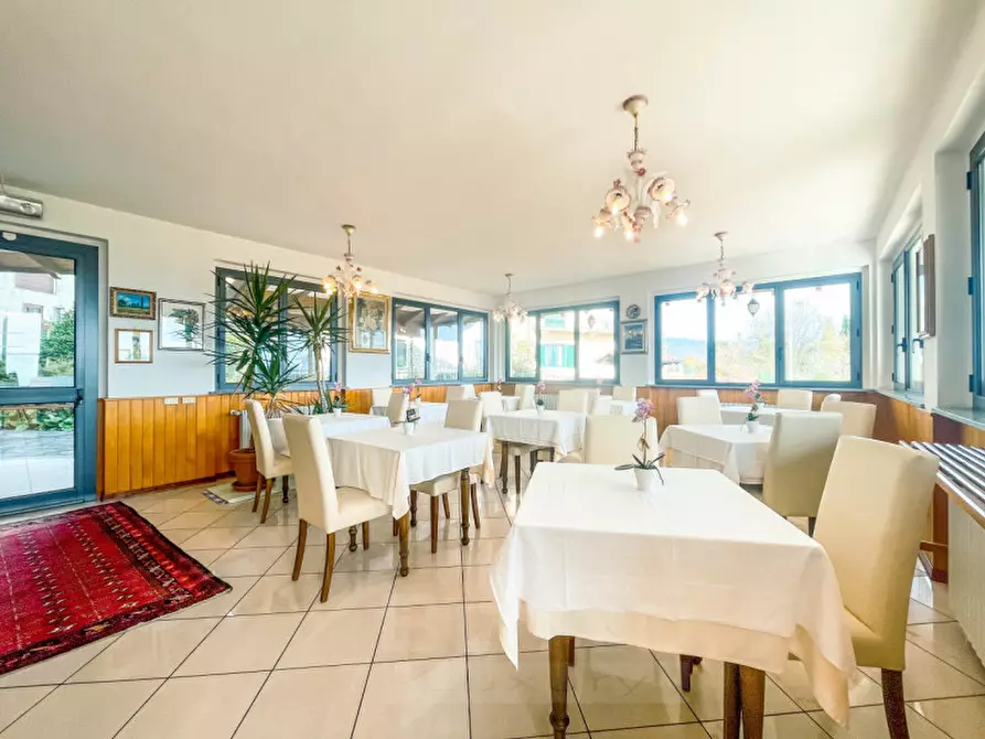 Immagine 5 di Hotel in vendita  in via cavalier Giovanni Rossi 10 a Stresa