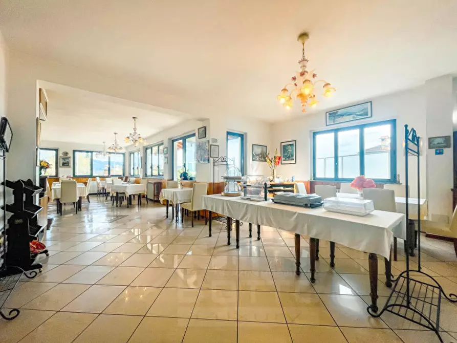 Immagine 9 di Hotel in vendita  in via cavalier Giovanni Rossi 10 a Stresa