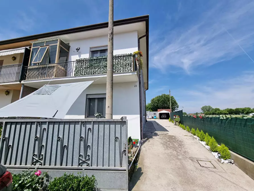 Immagine 2 di Casa bifamiliare in vendita  in via chiesa di bresega a Ponso