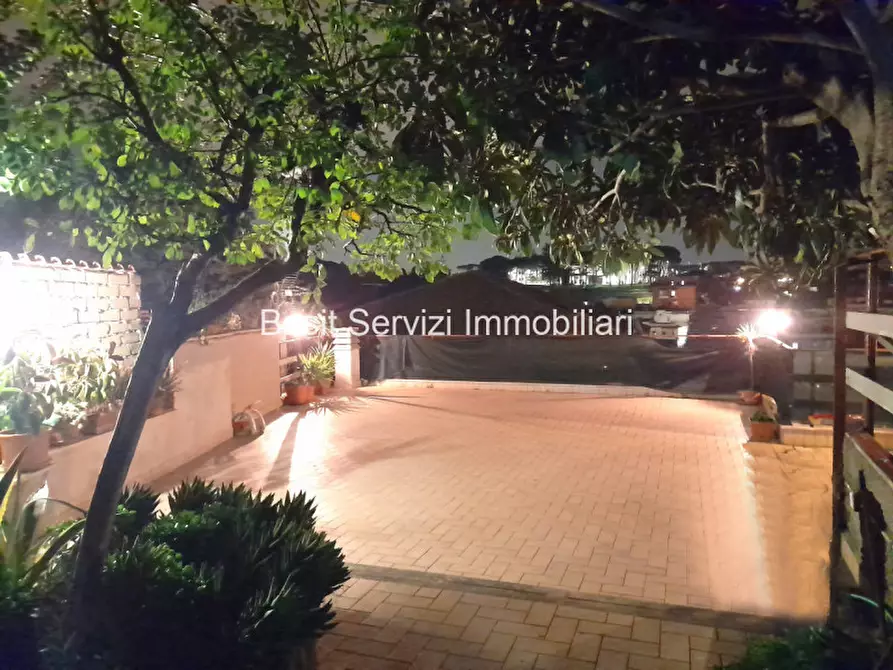 Immagine 26 di Appartamento in vendita  in via della pisana a Roma