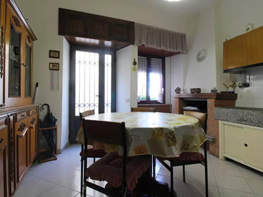 Immagine 4 di Appartamento in vendita  in Via Goito, 7 a Montecastrilli