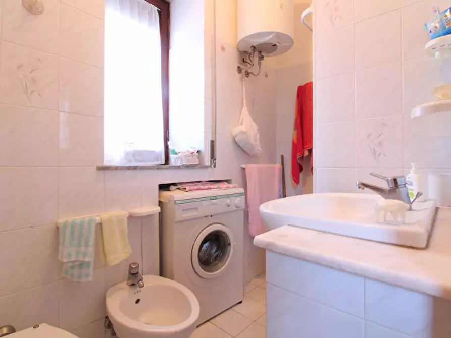 Immagine 8 di Appartamento in vendita  in Via Goito, 7 a Montecastrilli