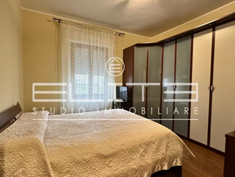 Immagine 13 di Appartamento in vendita  a Ancona