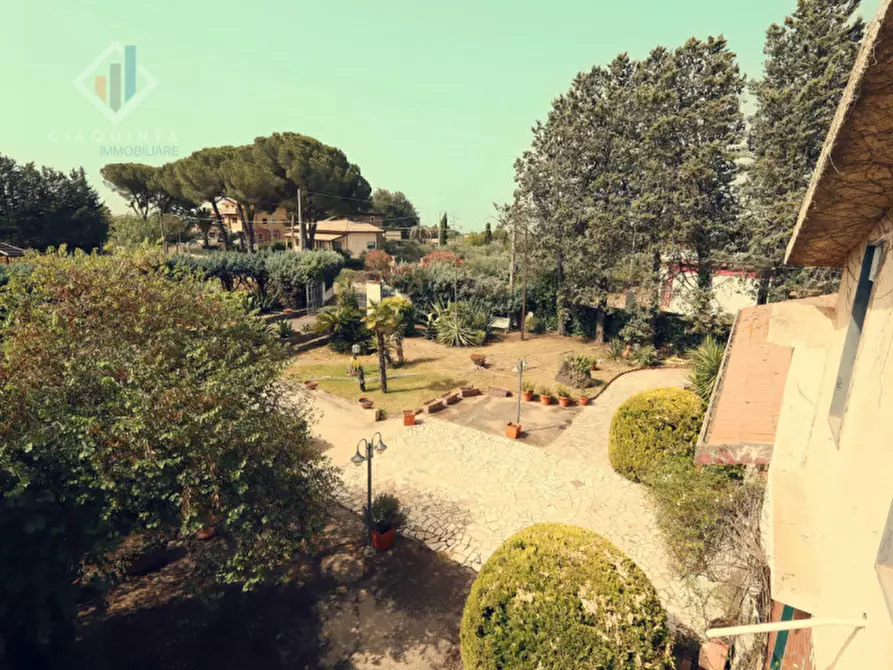 Immagine 13 di Villa in vendita  in via Salvatore Carnevale n.12 a Caltagirone