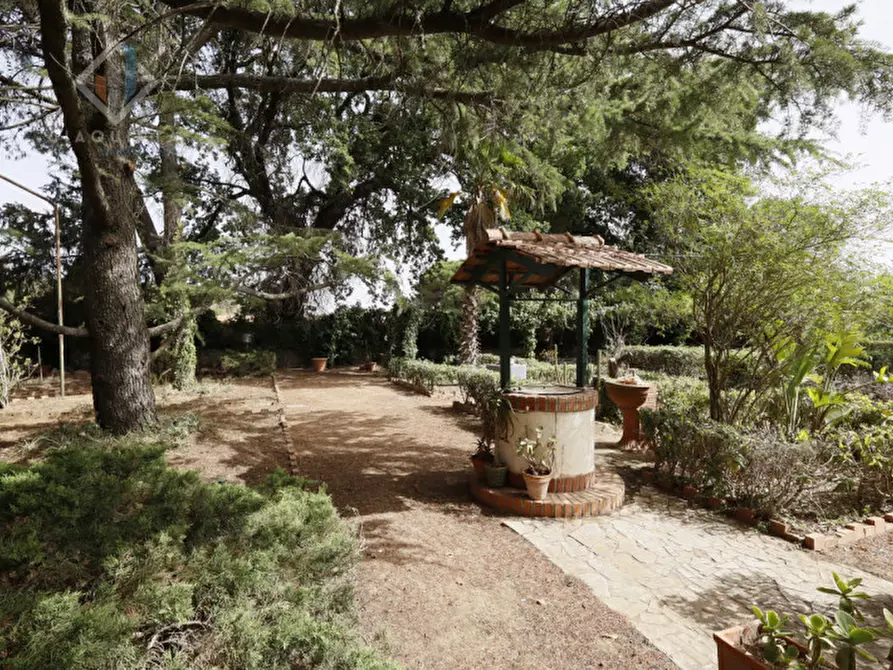 Immagine 16 di Villa in vendita  in via Salvatore Carnevale n.12 a Caltagirone