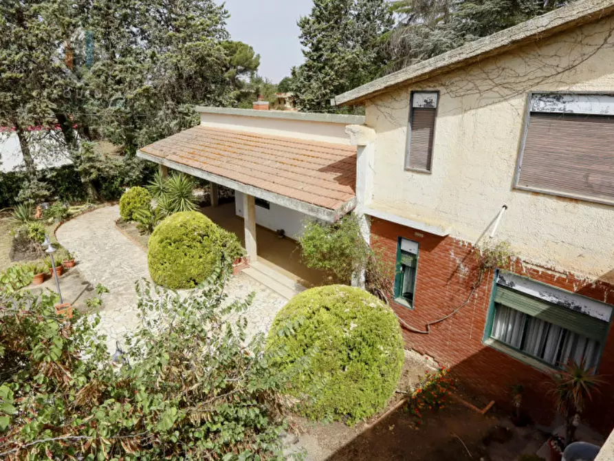 Immagine 17 di Villa in vendita  in via Salvatore Carnevale n.12 a Caltagirone
