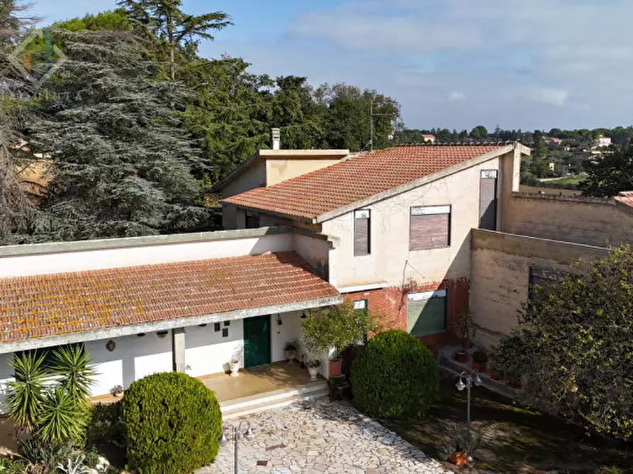 Immagine 33 di Villa in vendita  in via Salvatore Carnevale n.12 a Caltagirone