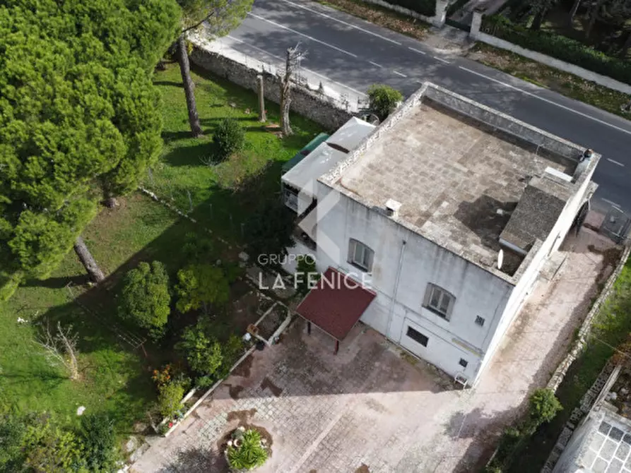 Immagine 6 di Villa in vendita  in ss172 a Martina Franca