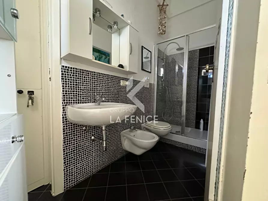 Immagine 27 di Villa in vendita  in ss172 a Martina Franca