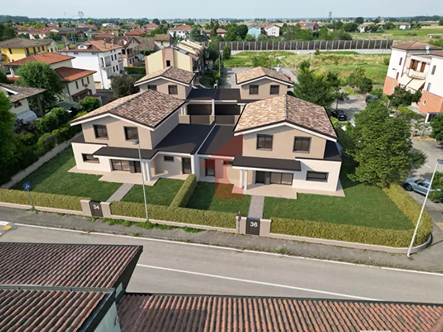 Immagine 4 di Casa bifamiliare in vendita  in Via Borsellino a Fontanellato